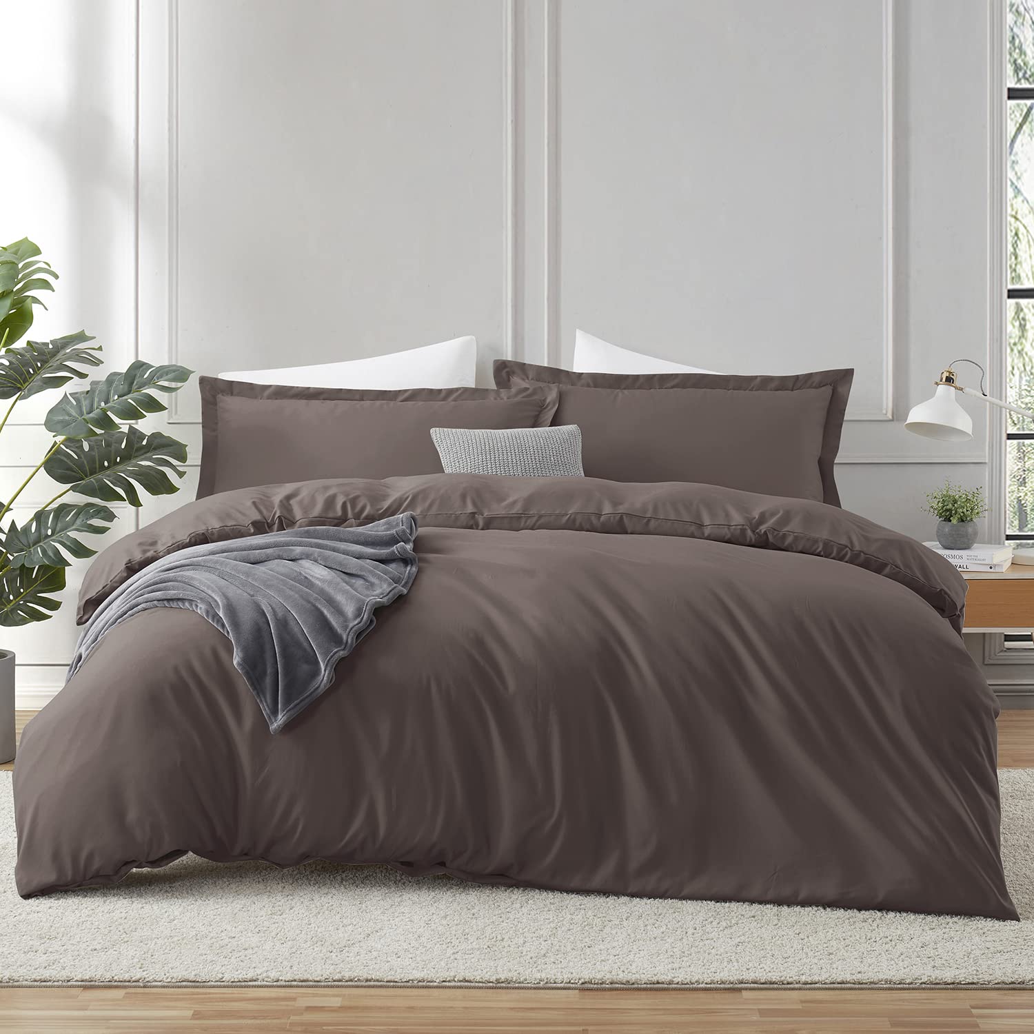 Hearth & Harbor Chocolate Brown Duvet Cover Queen Size - 3 Piece Queen Duvet Cover Set, Soft Double Brushed Queen Size Duvet Cov